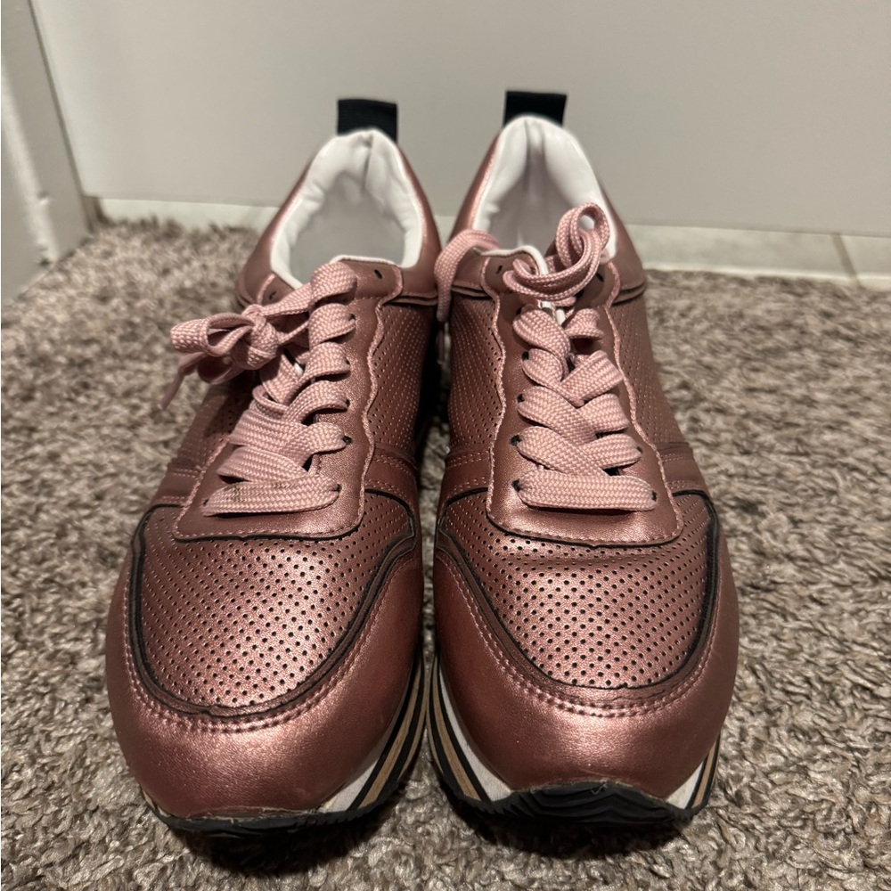 Metallic Pink Women's Sneakers